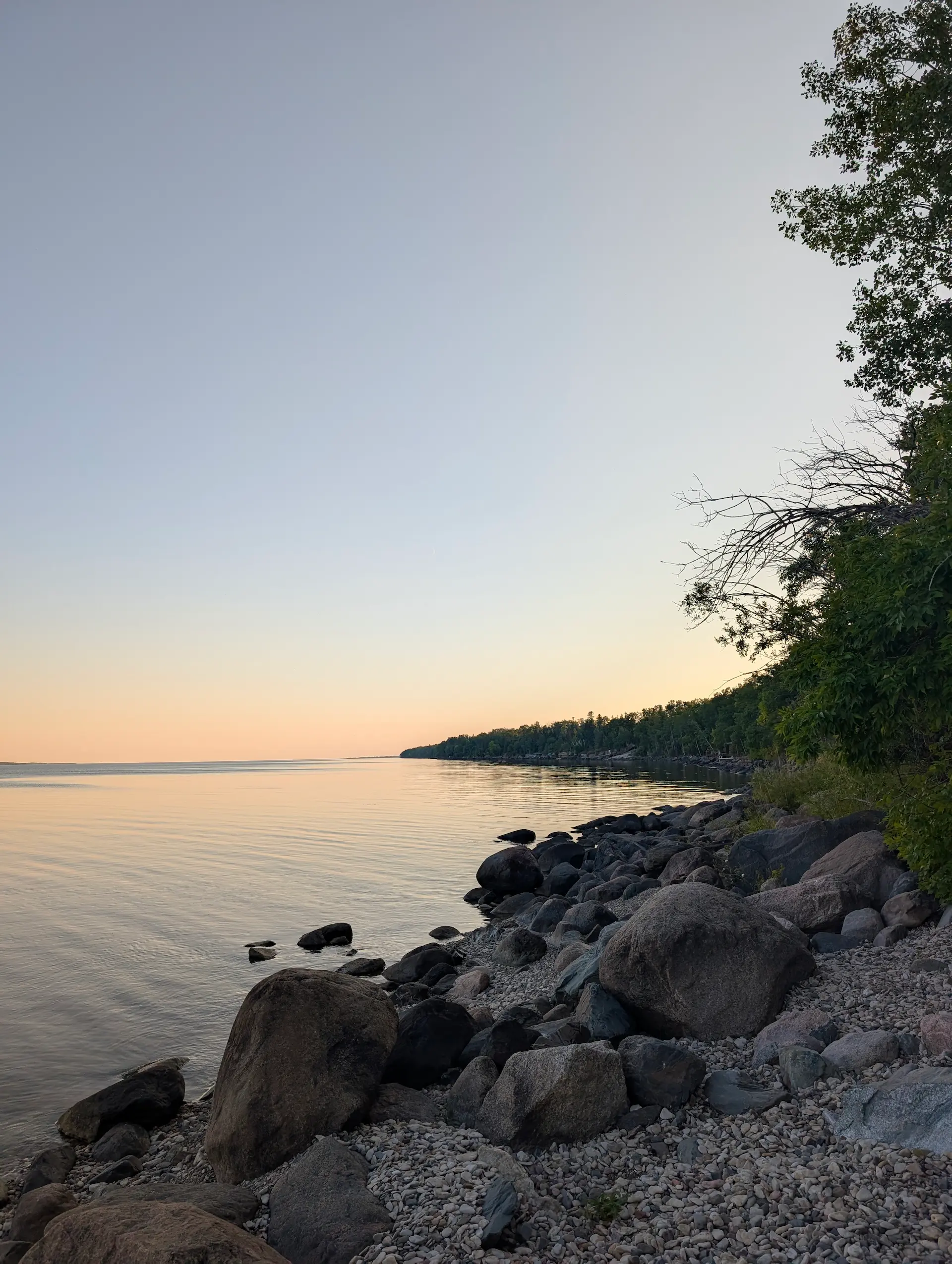 The Lake Winnipeg shoreline near the cottage.